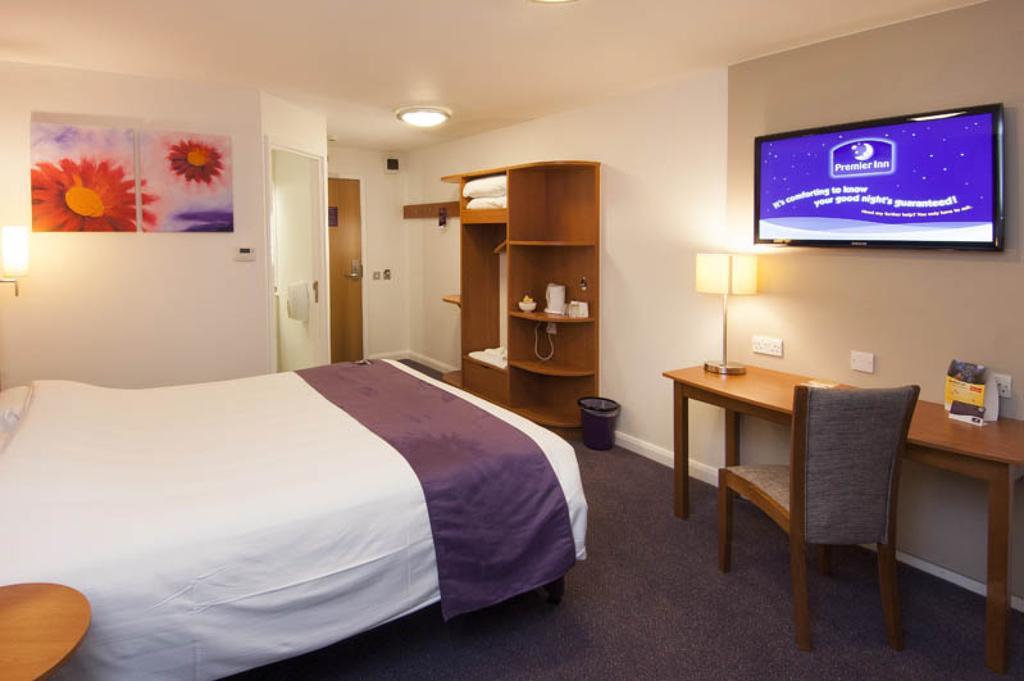 Premier Inn Cardiff Roath المظهر الخارجي الصورة